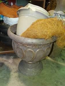 lot 23507 image: Lot of Planters and Turtle on Lily Pad Garden Decor