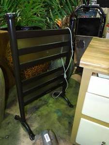 lot 23513 image: Electric Towel Warmer