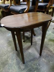 lot 23651 image: Nice Quality Wood Table