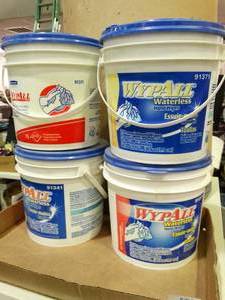 lot 23548 image: Wyp-All Tubs Lot