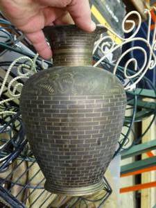 lot 23590 image: Lot of Metal Home Decor