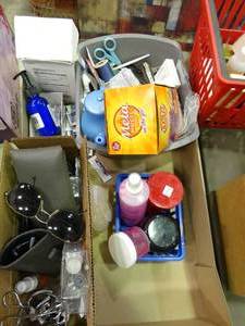 lot 23617 image: Lot of Misc. ToiletriesSelf Care Products