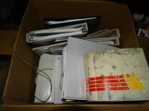 lot 23685 image: KG&E Binders &