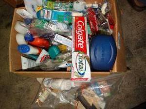 lot 23678 image: Box full of Toiletries