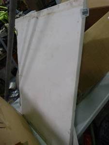 lot 23672 image: 2 Hard Plastic Pieces use for Countertop