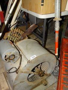 lot 23665 image: Squirrel Cage Blower Fan w Dayton 13 Hp AC 115v Motor and Misc
