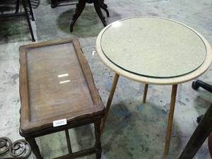 lot 23635 image: Lot of 2 Small Glass Topped End Tables