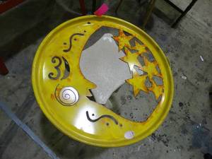 lot 23639 image: Plant Stand Column  Barrel Lid Moon and Stars Art