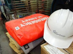 lot 23829 image: Emergency Blanket - Hard Hat & Other Blankets