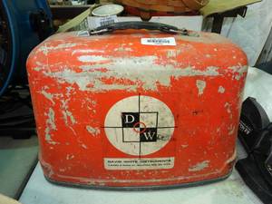 lot 23832 image: David White Sexton and Tripod