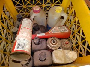 lot 23826 image: Misc Oils and Automotive Fluids