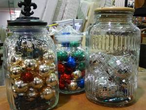 lot 23848 image: Large Glass Jars full of Quality Christmas Ornaments