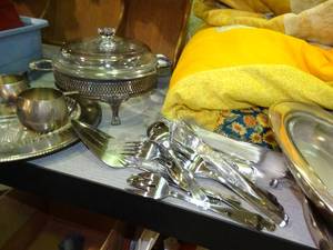 lot 23859 image: Lot of Silver Plated Dishware