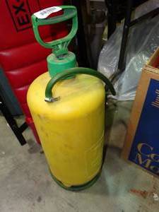 lot 23744 image: Pump Chemical Sprayer