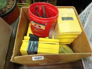 lot 23754 image: Lot of Large Signage Numbers and Allen Keys