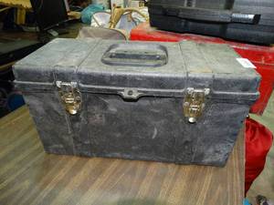 lot 23785 image: Tool Box w Contents