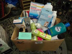 lot 23991 image: Lot of Self CareFirst Aid Supplies