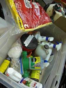 lot 23877 image: Lot of Gardening Supplies