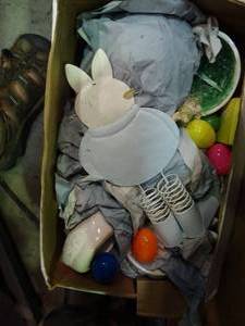 lot 23885 image: Easter Decor