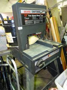 lot 23886 image: Craftsman 12 Tilt Head 1-18 Hp 2 Speed Band Saw