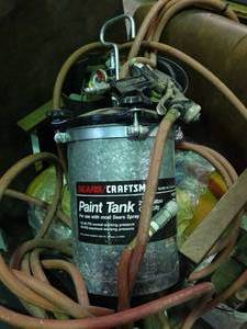lot 23906 image: Paint Sprayer Tank