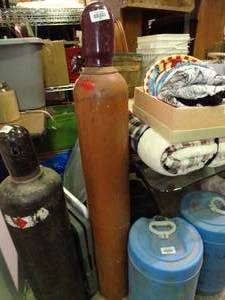 lot 23915 image: Large Oxygen Tank
