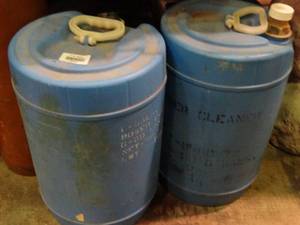 lot 23916 image: 2 Jugs of Power Cleaner