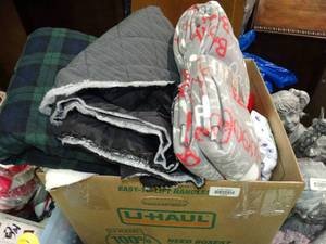 lot 23925 image: Lot of Assorted Fabrics