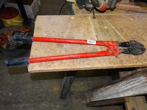 lot 26002 image: Large Bolt Cutter