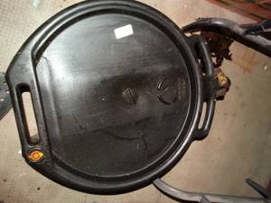 lot 23828 image: Sealed automotive Oil Pan
