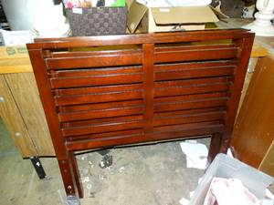 lot 26031 image: Nice Dark Wood  Twin  Head Board