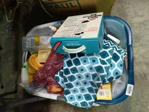 lot 23982 image: Lot of Cleaners and Household Goods