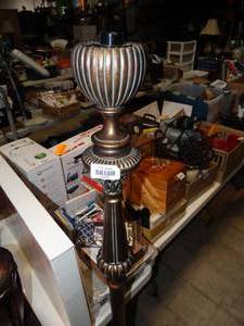 lot 23072 image: Unique Metal Floor Lamp