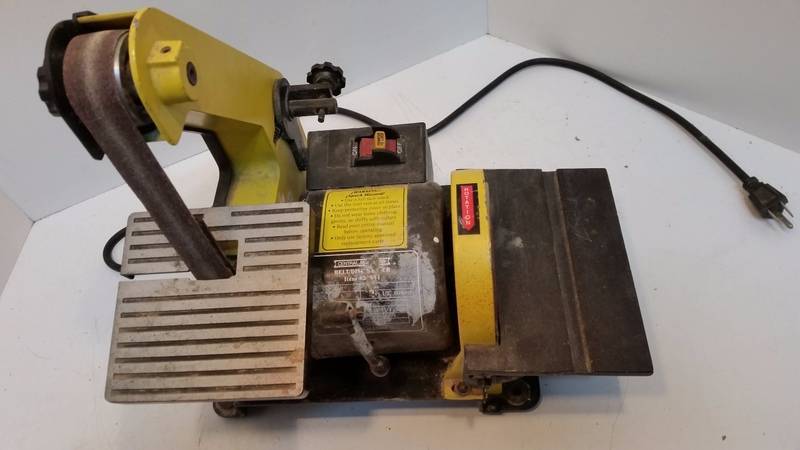 lot 5094 image: BeltDisc Sander