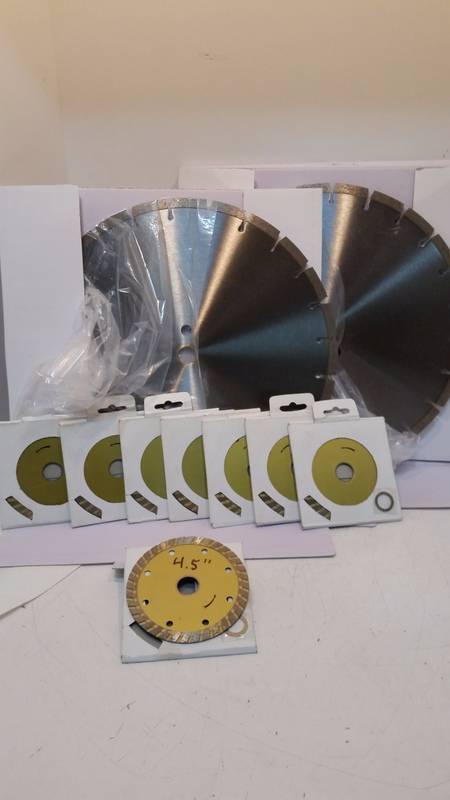 lot 5103 image: Saw Blades and Discs