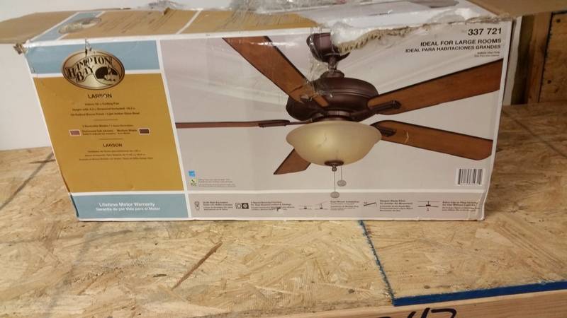 lot 5135 image: Hampton Bay Ceiling fan