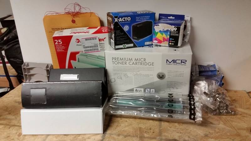 lot 5143 image: Office Supplies