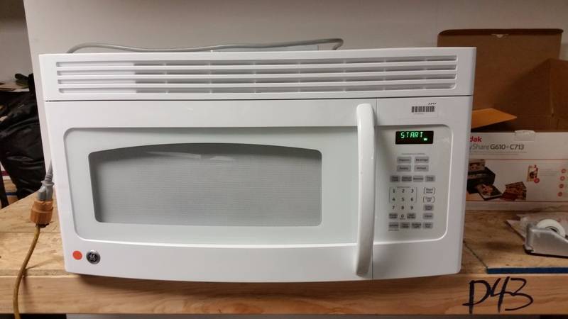 lot 5147 image: Convenience Microwave