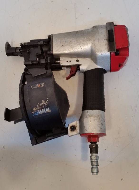lot 5153 image: Coil Nail Gun