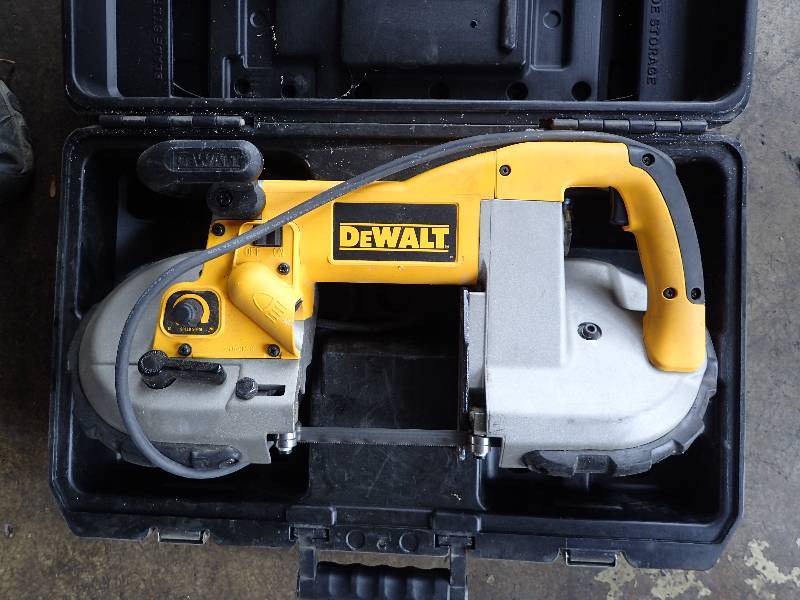 D28770 DeWalt Portable Band Saw w/ case KDOR Seizure Meineke