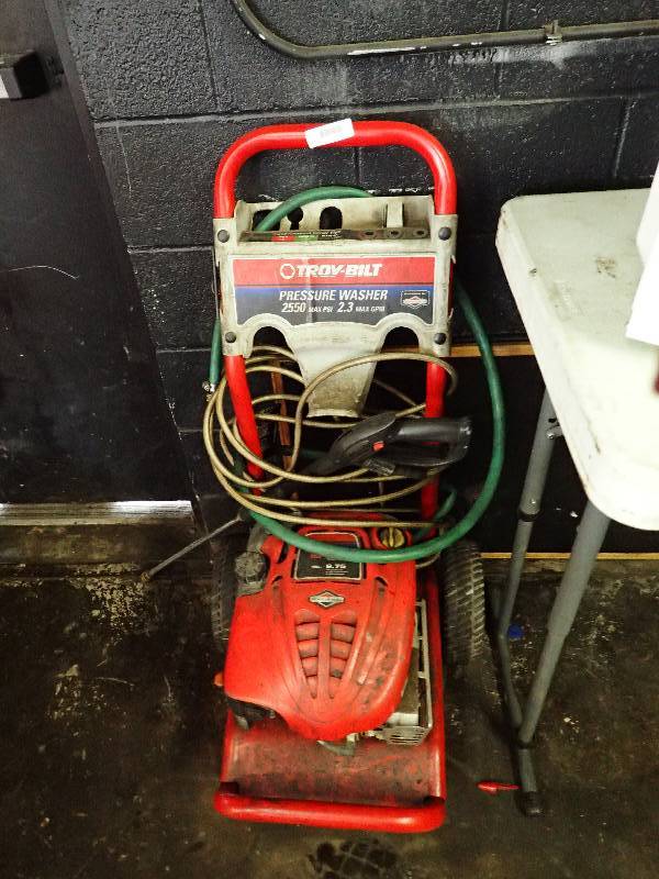 lot 159 image: Troy-Built 2550 Max Pressure Power Washer w Wand