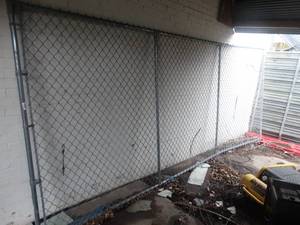 lot 21592 image: Lot of Chain Link Fence Panels