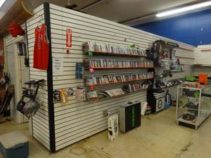 lot 21612 image: Large Slat Wall with Shelves