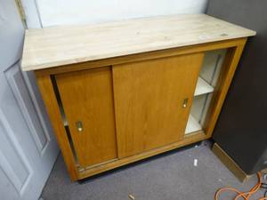 lot 21651 image: Small Cabinet with Sliding Doors