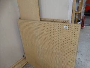 lot 21654 image: Lot of Peg Boards