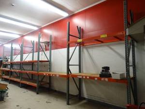 lot 21660 image: Lot of 5 sections of Pallet Racking