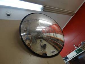 lot 21667 image: Round Convex Security Mirror