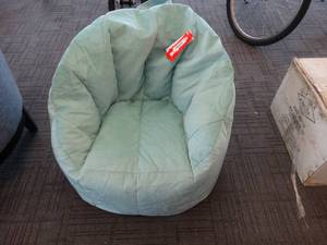 lot 21684 image: Big Joe Mint Kids Bean Bag Chair