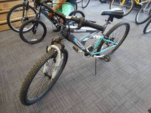 lot 21688 image: Ozone Ultrashock Blue and Grey Bicycle