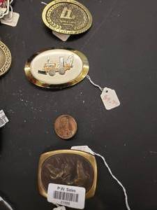 lot 21893 image: 4 collectable belt buckles
